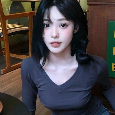倒挂的爱丽丝